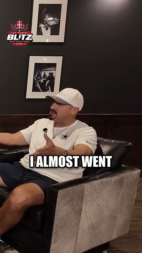 Would You Leave the Cowboys for a Free Jersey? — original Sunday Blitz video