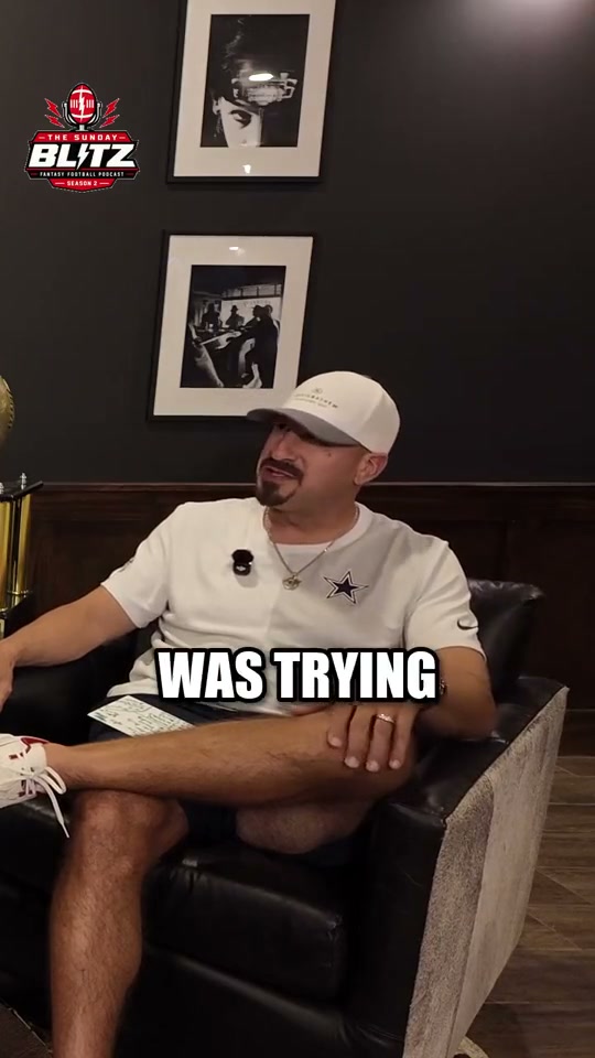 He Kneeled at the 1 With 8 Minutes Left?! — original Sunday Blitz video